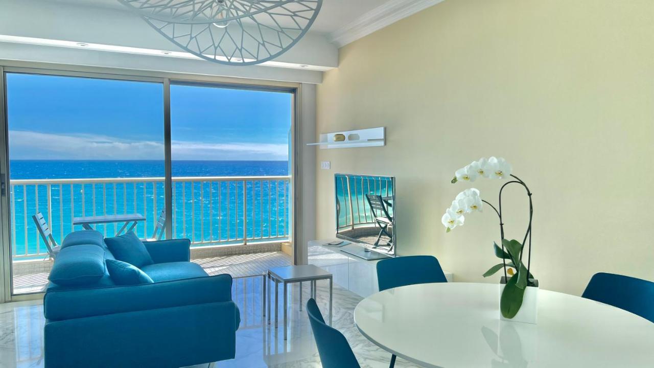 Seaviews By Jenni Menton, La Suite, Superbe Front De Mer, Top Emplacement Avec Terrasse Et Parking! Exteriér fotografie