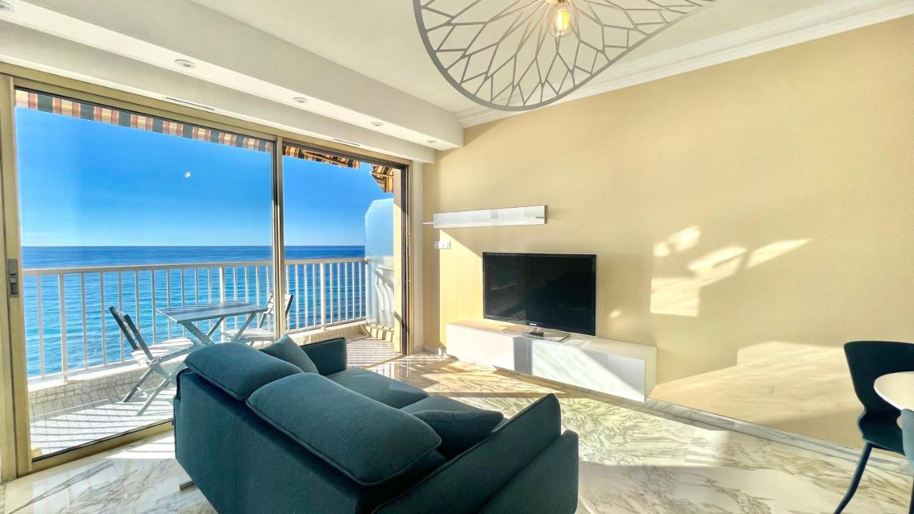 Seaviews By Jenni Menton, La Suite, Superbe Front De Mer, Top Emplacement Avec Terrasse Et Parking! Exteriér fotografie